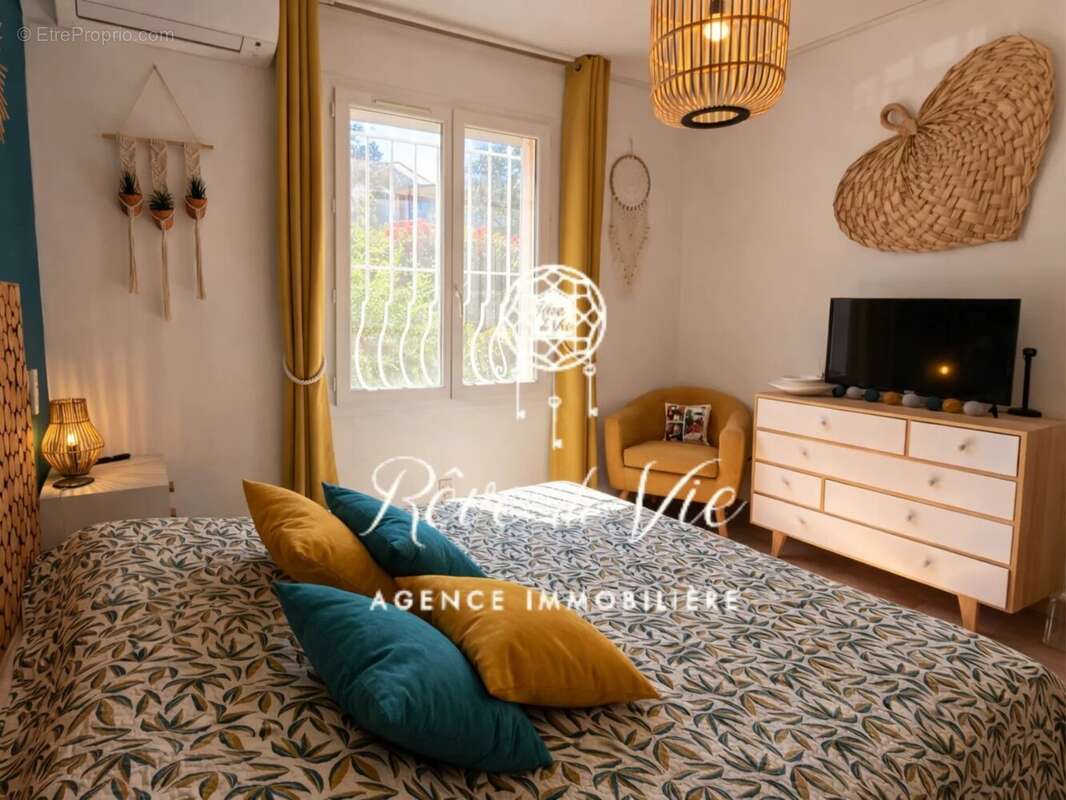 Maison à BORMES-LES-MIMOSAS