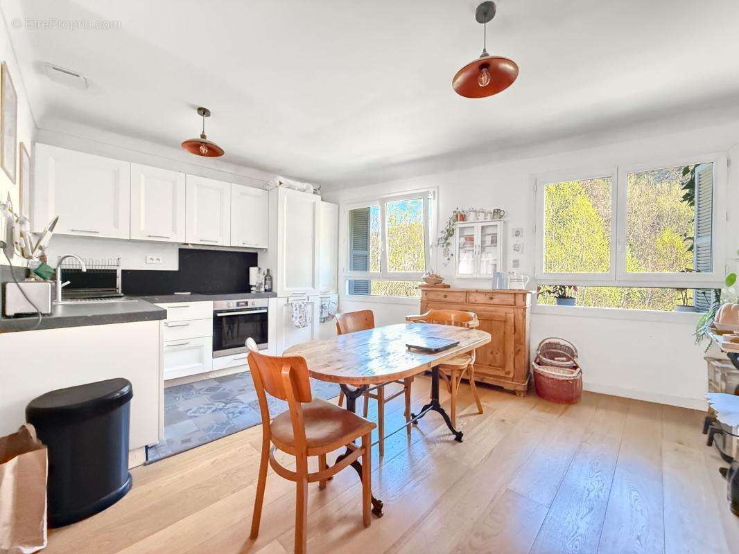 Maison à L'ESCARENE