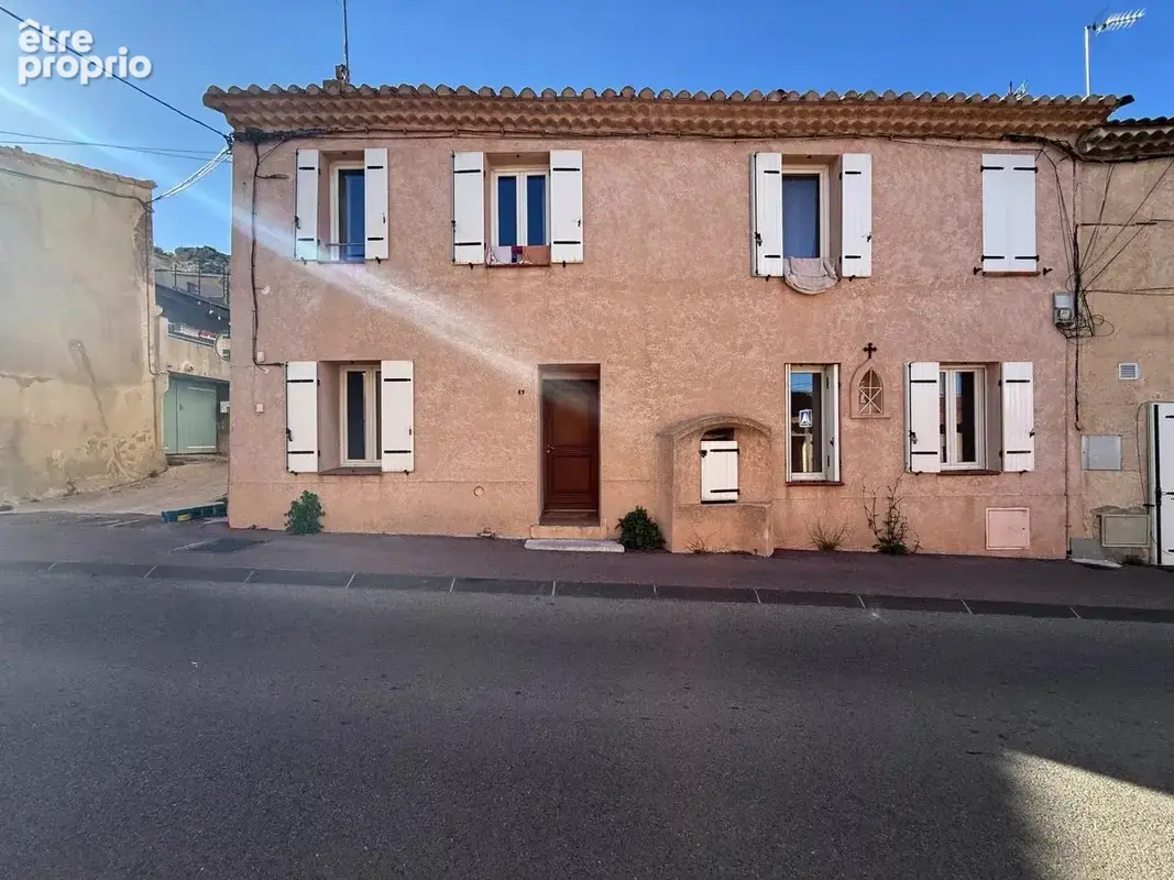 Appartement à LE ROVE