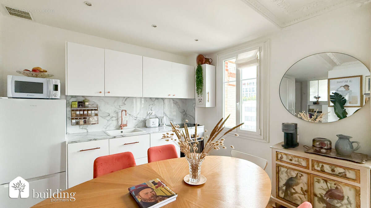 Appartement à NEUILLY-SUR-SEINE