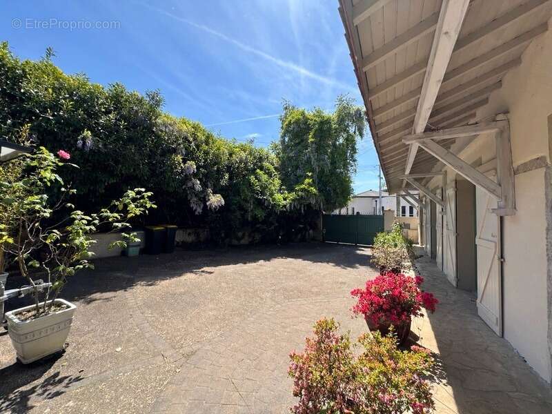 Maison à JONAGE