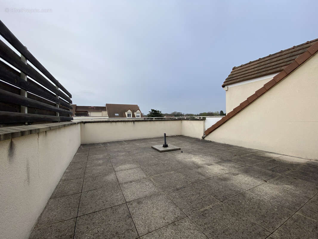 Appartement à FRENEUSE