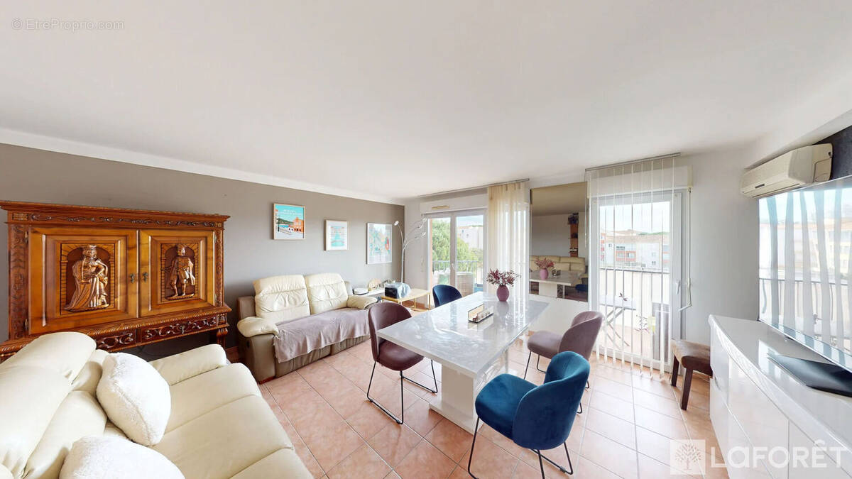 Appartement à FREJUS