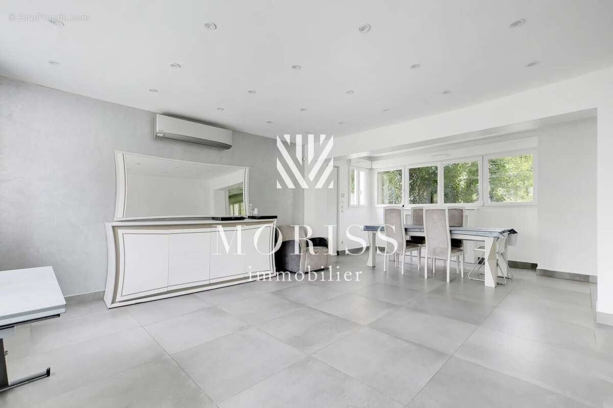 Maison à NOGENT-SUR-MARNE