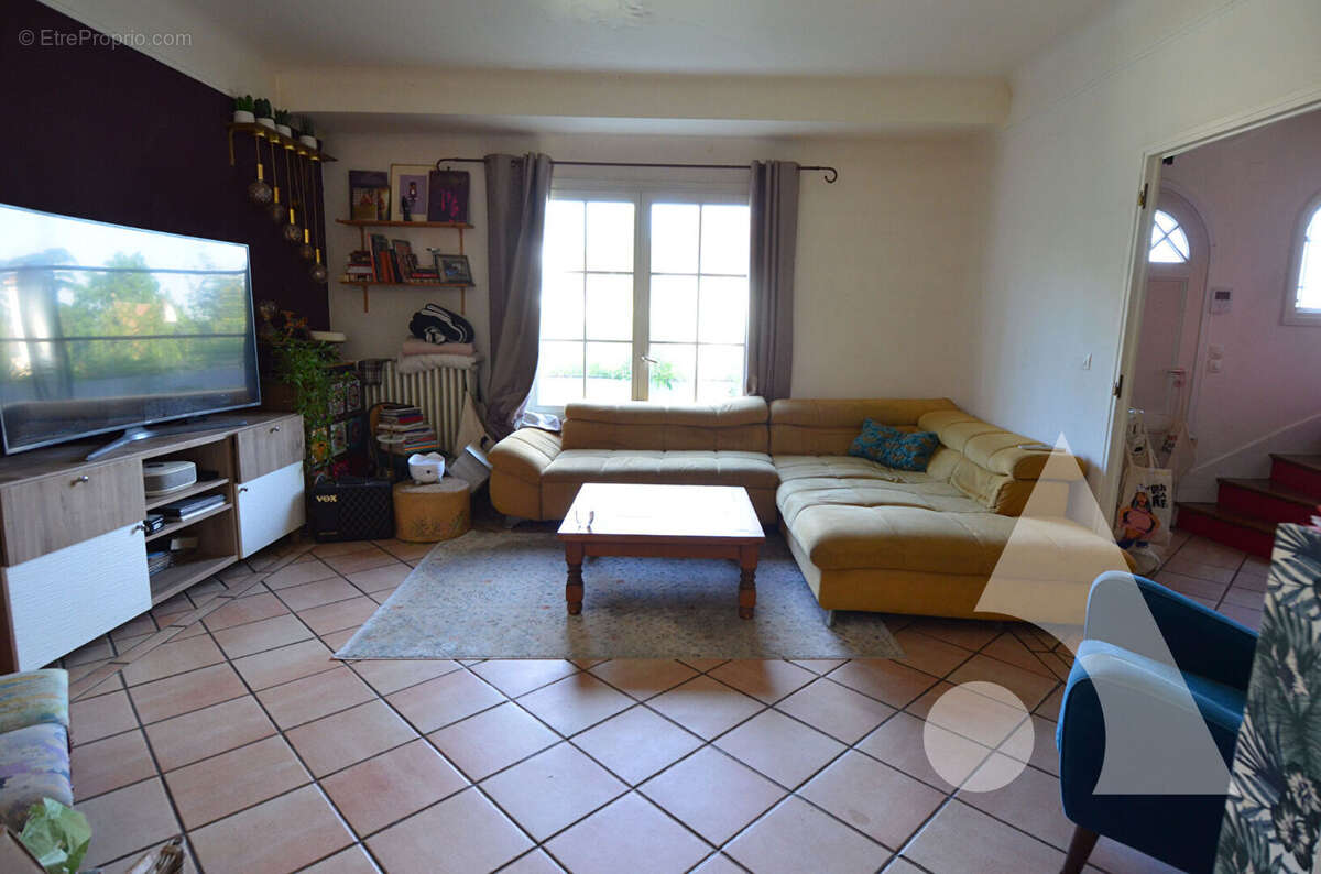 Maison à MONTIGNY-LES-CORMEILLES
