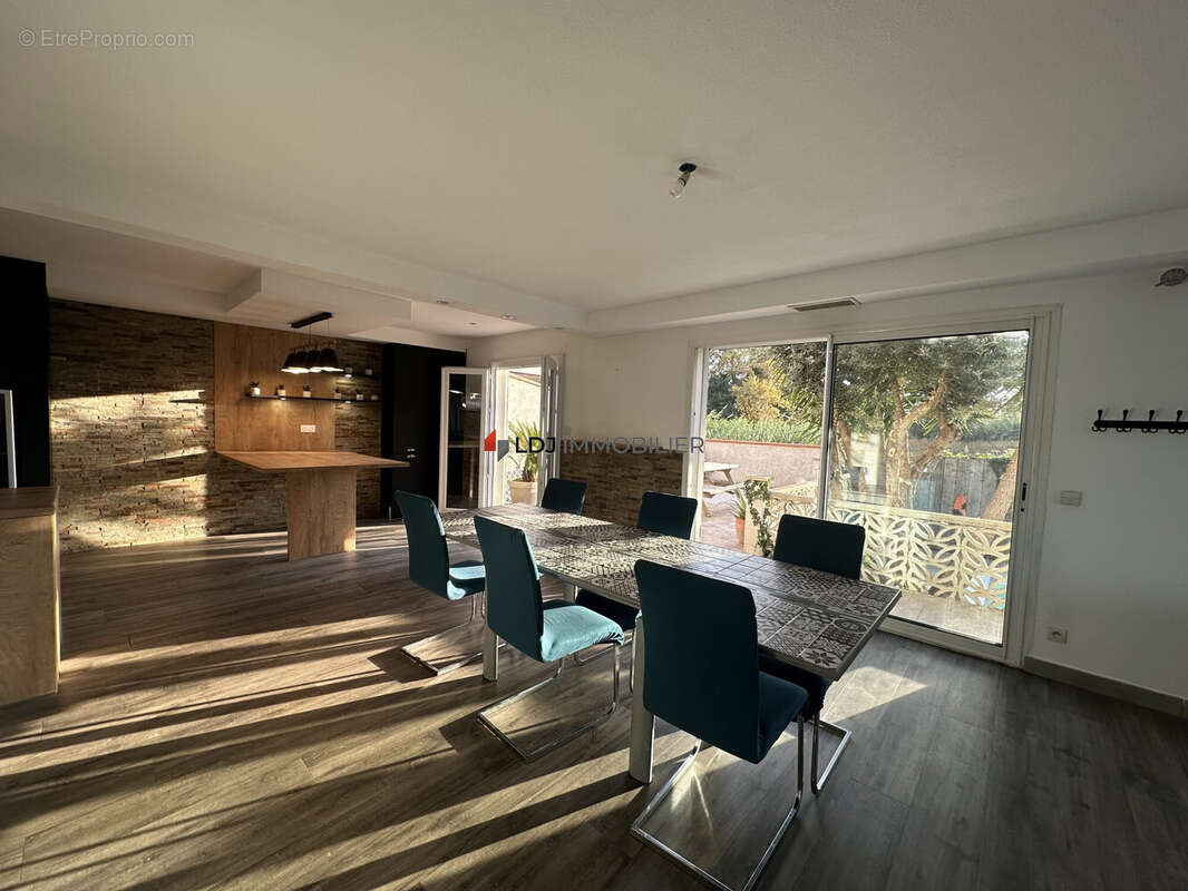 Maison à VILLELONGUE-DE-LA-SALANQUE