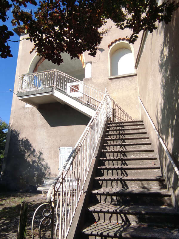 Maison à SAINT-AMBROIX