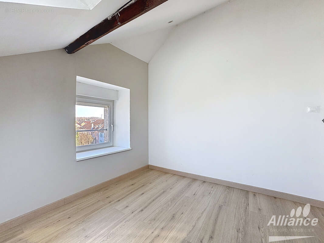 Appartement à VALDOIE