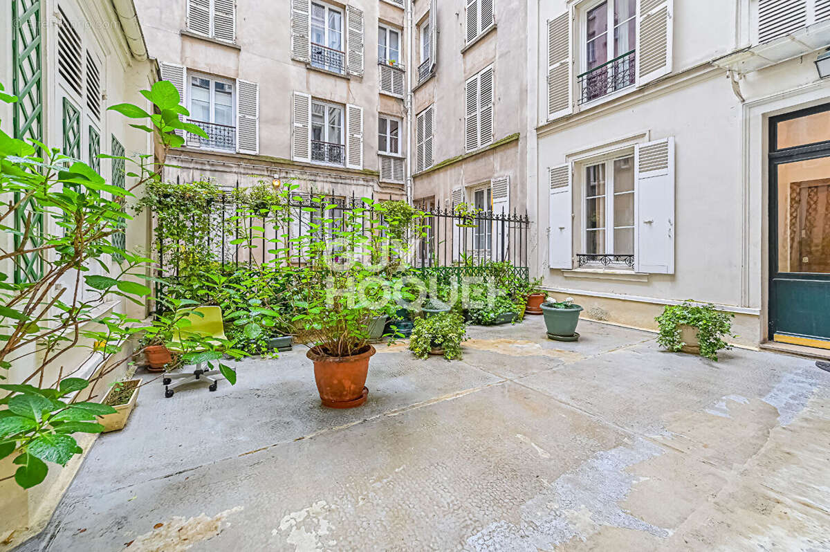 Appartement à PARIS-11E