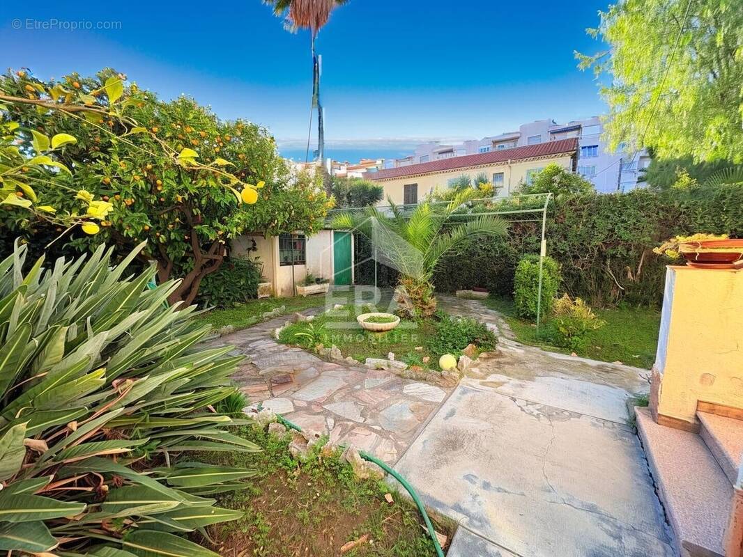 Maison à CAGNES-SUR-MER