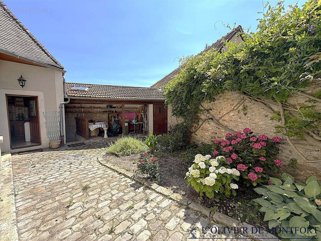 Maison à MONTFORT-L'AMAURY