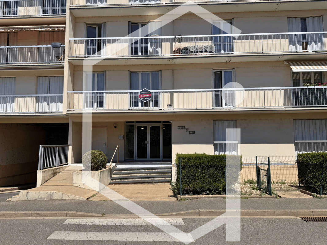 Appartement à COSNE-COURS-SUR-LOIRE