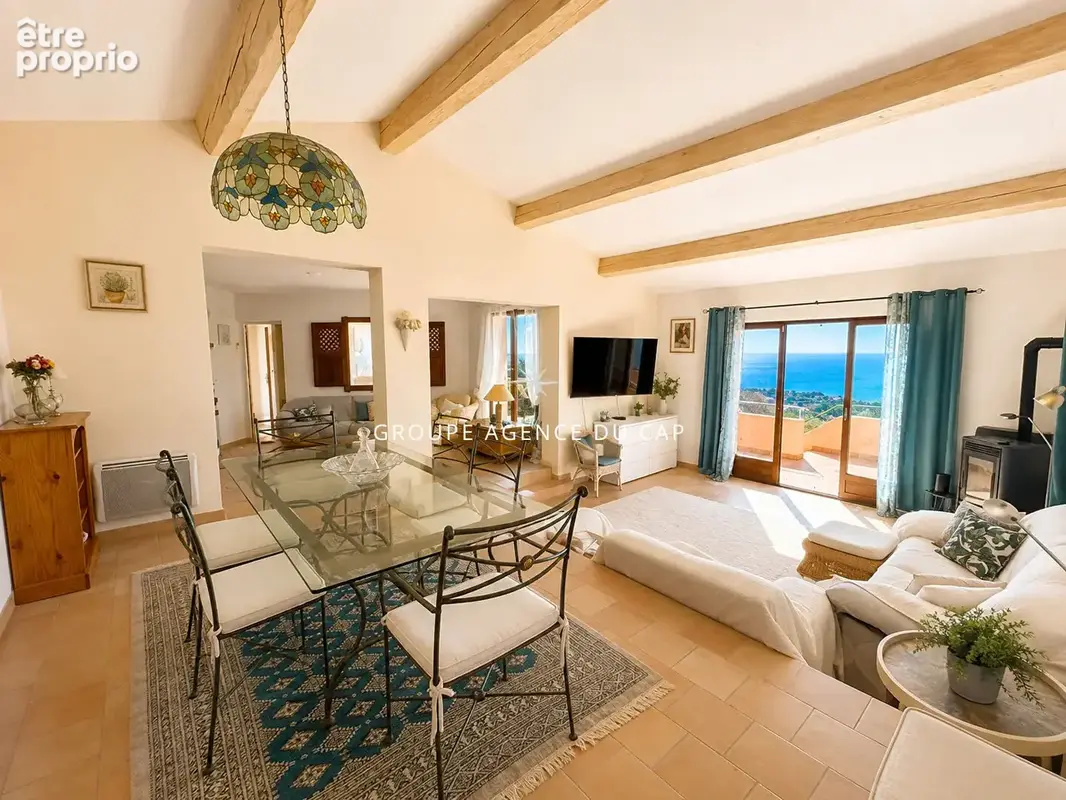 A vendre villa de 150m² avec vue mer panoramique  4 chambres et garage aux issambres - photo 3