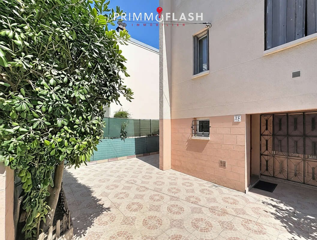 BOBIGNY - Maison 5 pièces, 82 m² + accès voiture - photo 14
