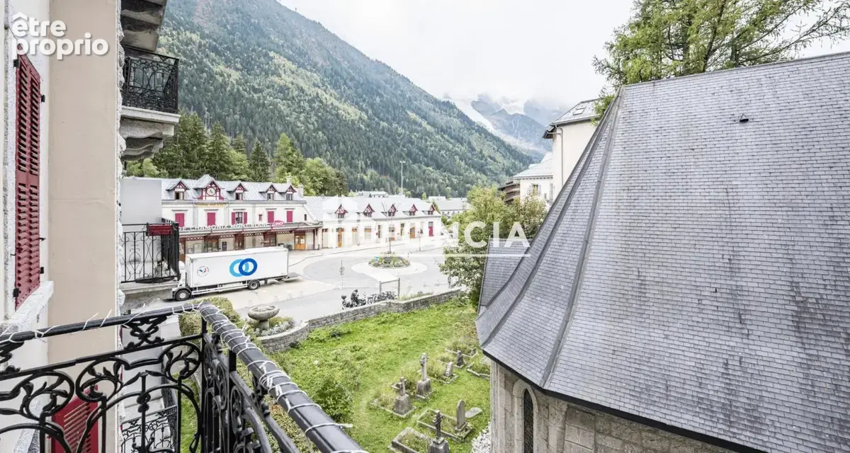 Chamonix-Mont-Blanc – Grand T3 de caractère au cœur de la station - photo 11