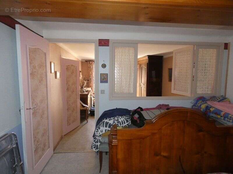 Appartement à ASPRES-SUR-BUECH