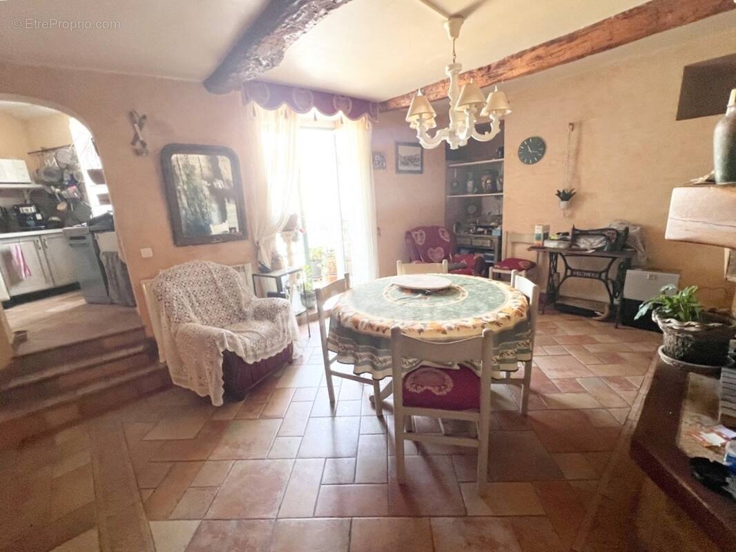 Maison à REILLANNE