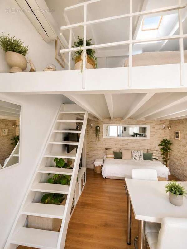   - Appartement à NICE