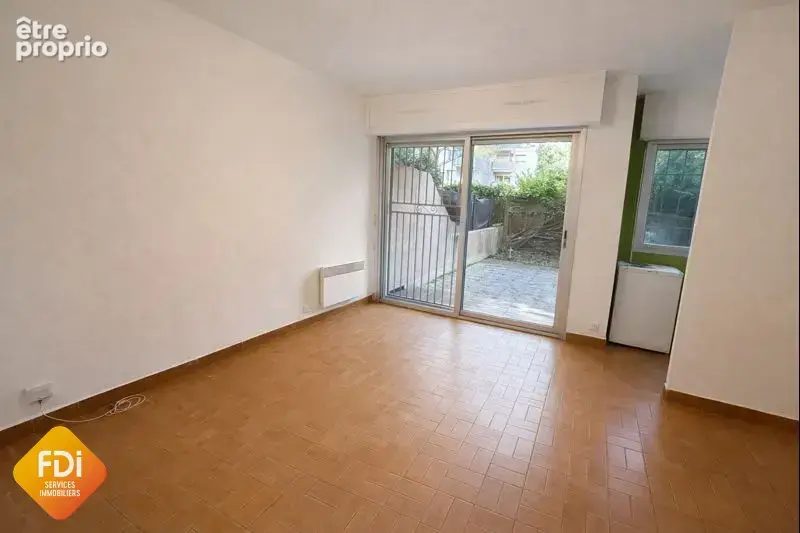 Hôtel du département  - Studio avec parking - 25 m2 - photo 2