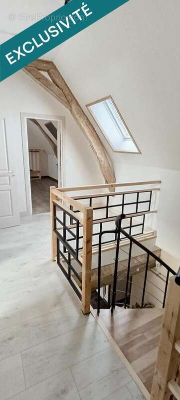 Maison 181 m² à Huismes  - photo 5