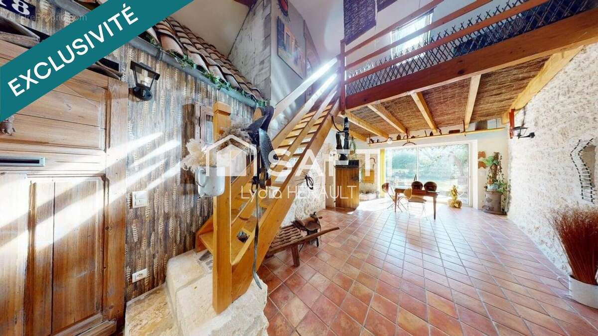 Photo 6 - Maison à ROULLET-SAINT-ESTEPHE