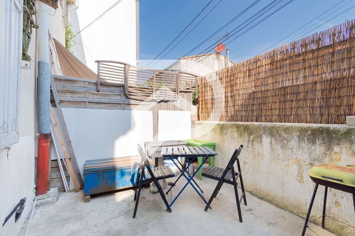 Appartement à MARSEILLE-7E