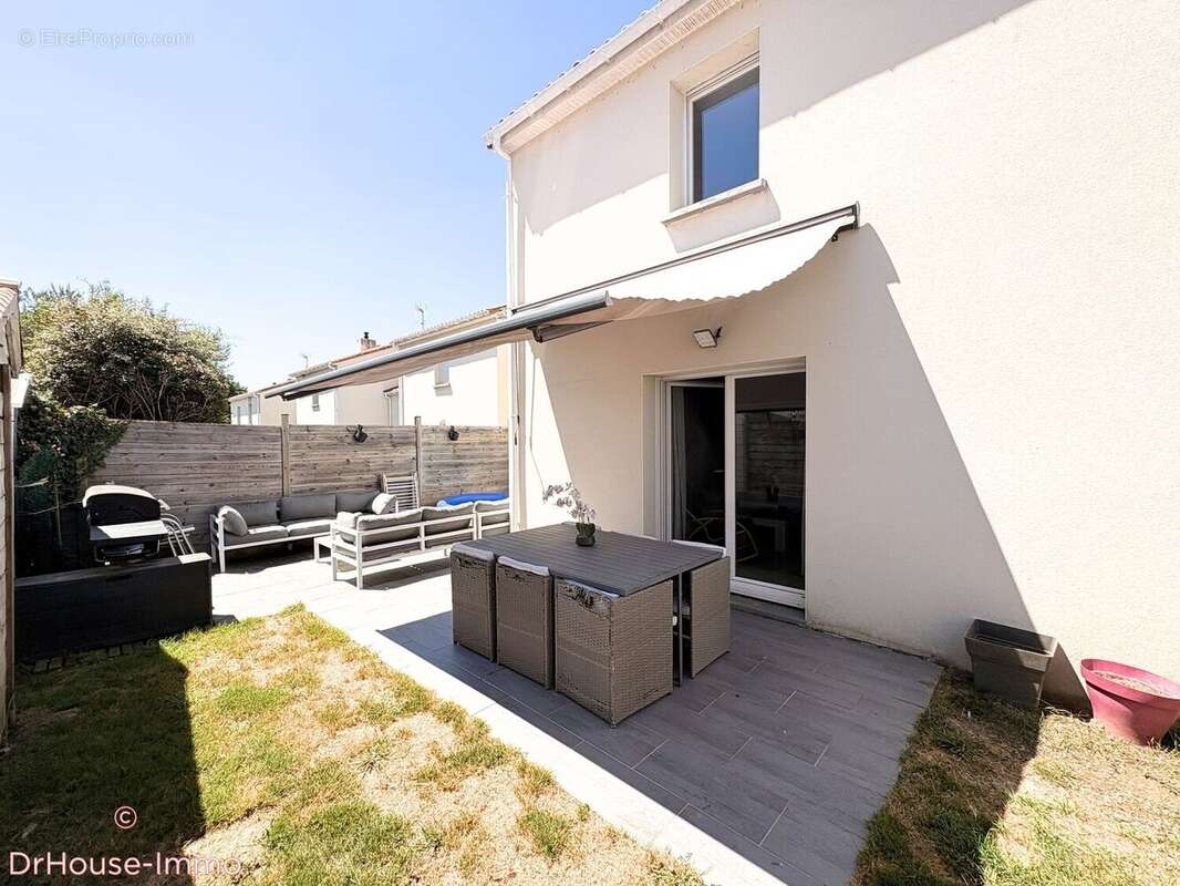 Maison 81 m² à Saint-Pere-En-Retz  - photo 8