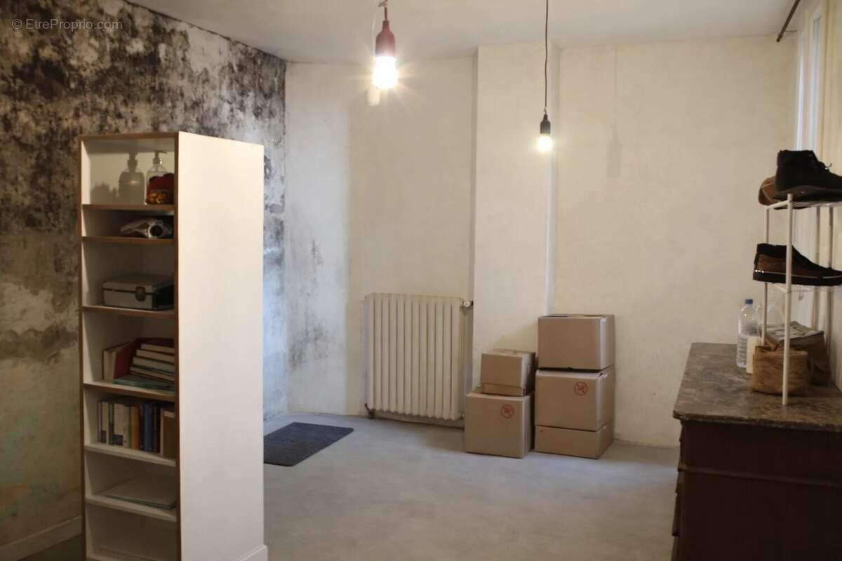 Maison à GALLARGUES-LE-MONTUEUX