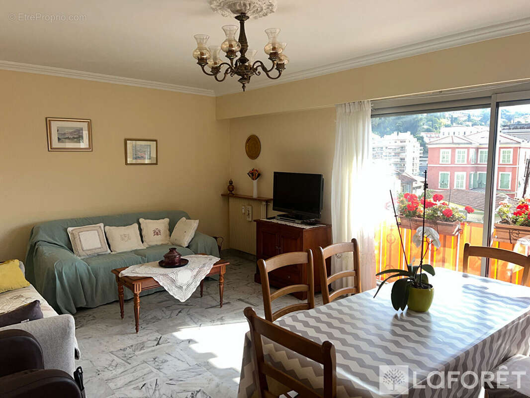 Appartement à MENTON