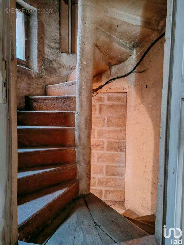 Photo 8 - Commerce à LA CHARITE-SUR-LOIRE