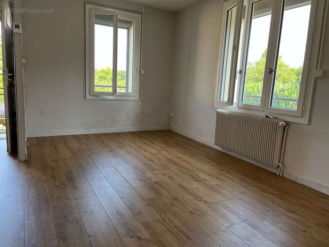 Maison à ASNIERES-SUR-BLOUR