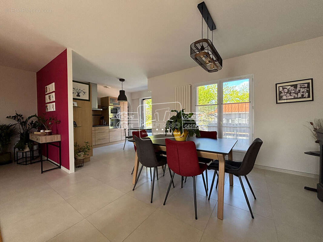 Maison à SAINT-JULIEN-DE-CONCELLES