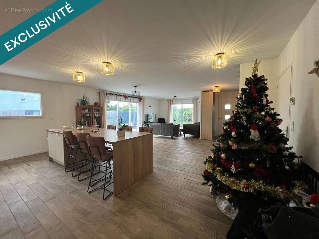 Photo 7 - Maison à HENON