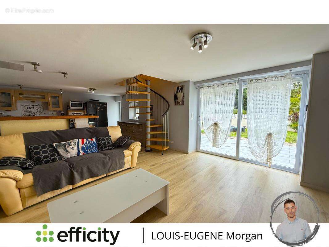 Maison à SAINT-MAURICE-LA-CLOUERE