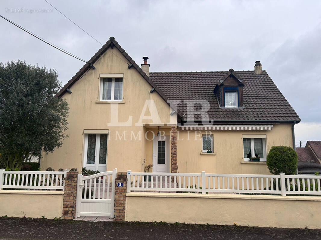 Maison à RANES