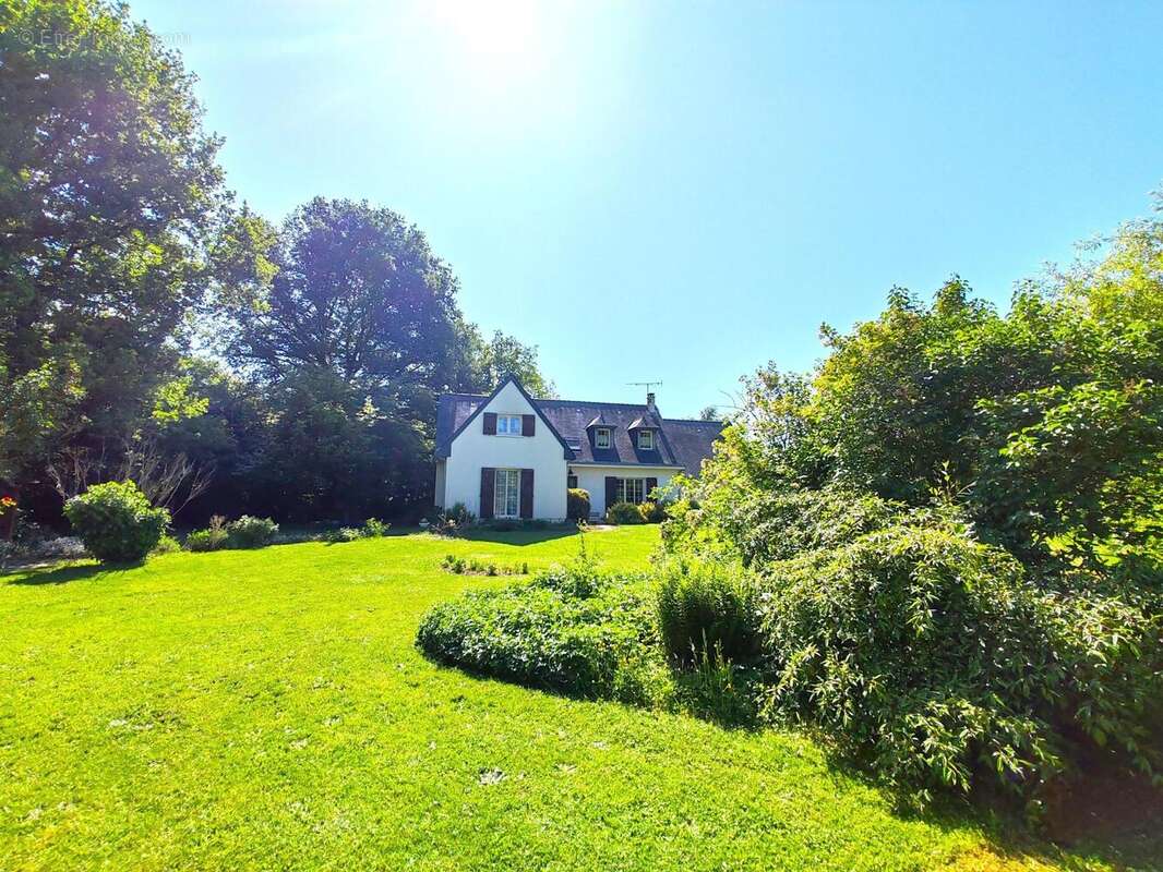 Photo 2 - Maison à BAUGE