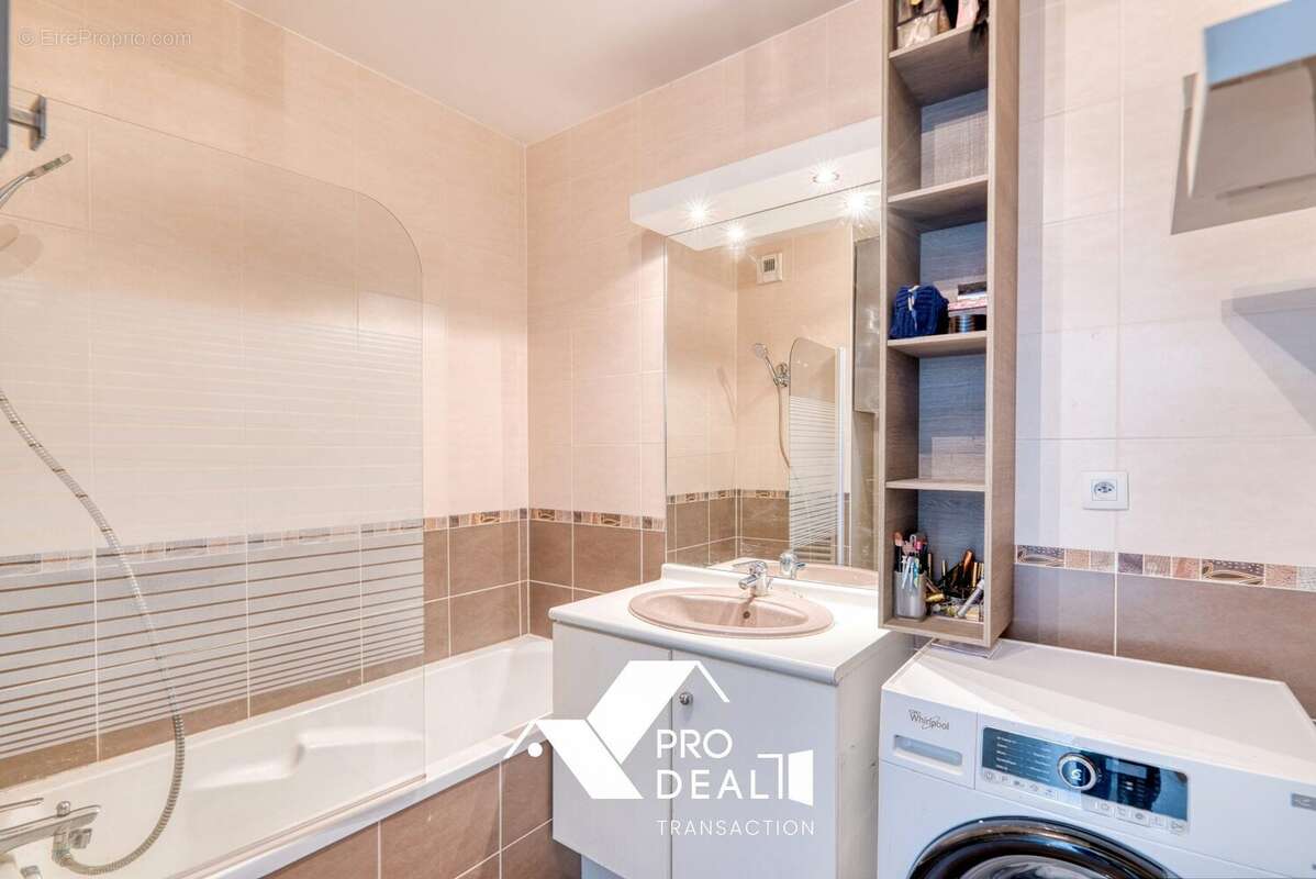 Appartement 45 m² à Chassieu  - photo 8