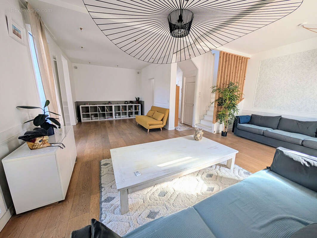 Maison à DEUIL-LA-BARRE