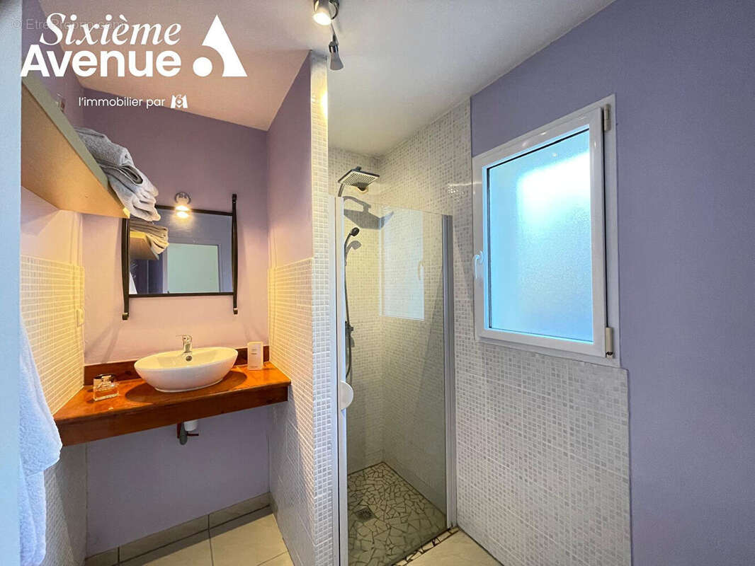 Maison à SAINT-EVARZEC