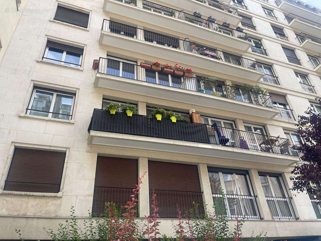 Parking à PARIS-15E