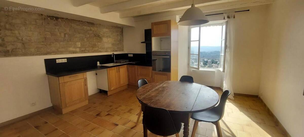 Maison à VEZENOBRES