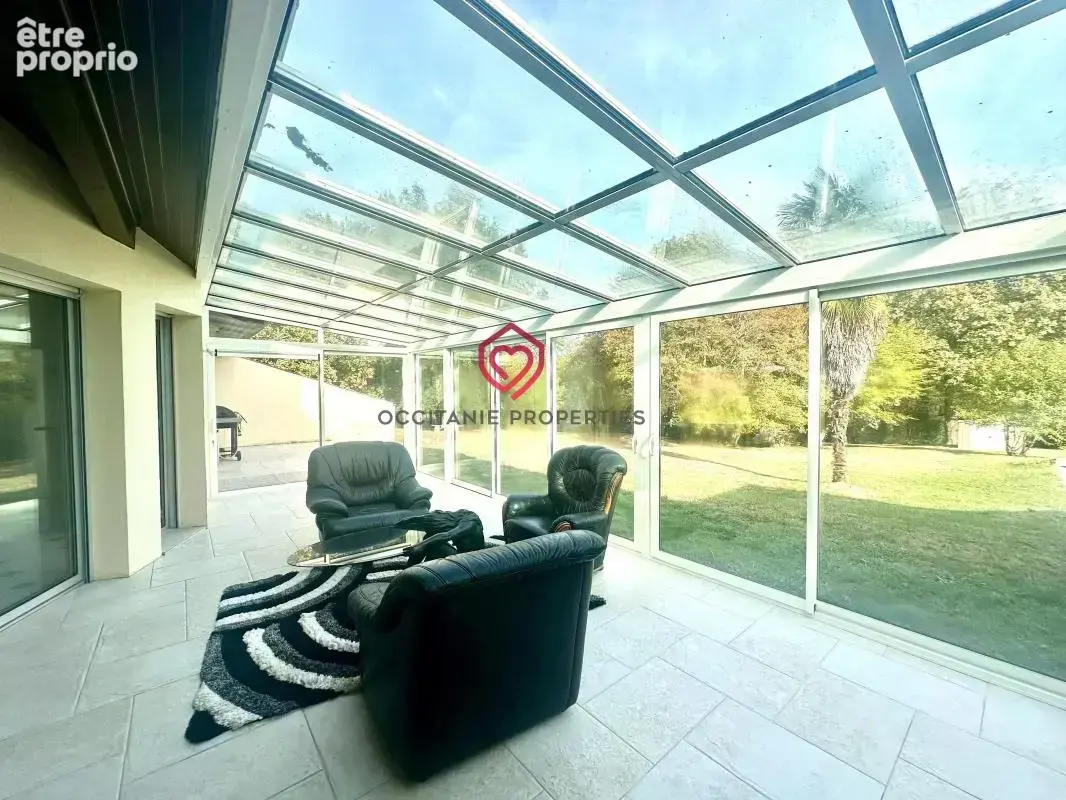 Superbe maison d’architecte avec piscine et dépendances - photo 12