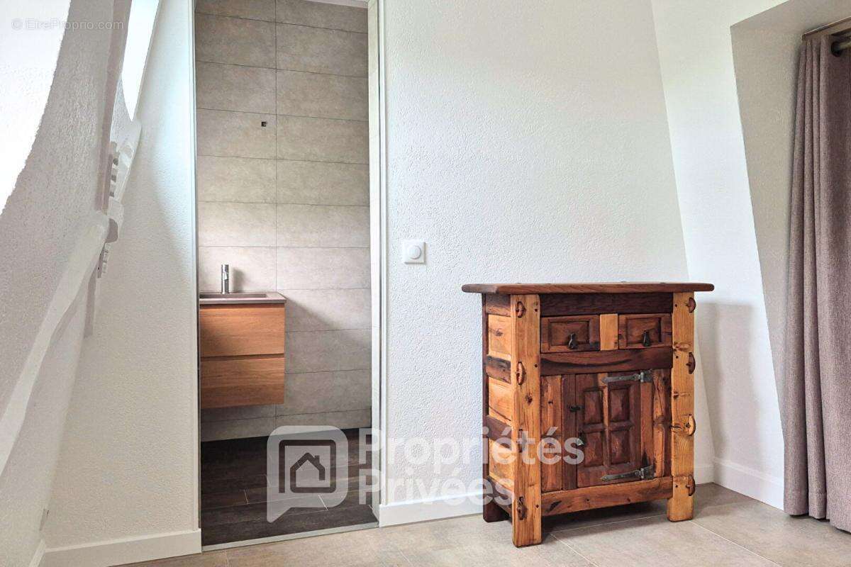 Appartement à LIMOURS