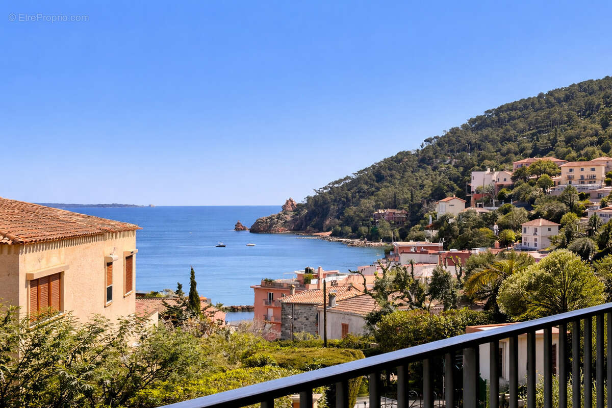 Appartement à THEOULE-SUR-MER