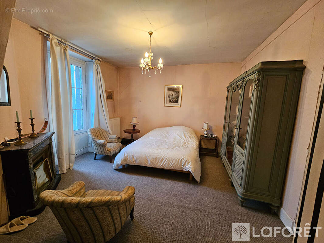 Maison à CONFLANS-SUR-SEINE