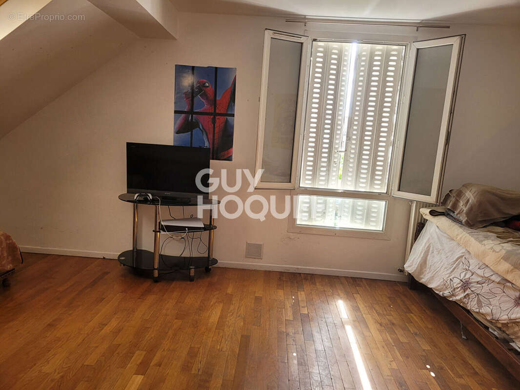 Maison à LIVRY-GARGAN