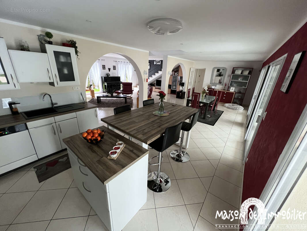 Maison à MESNAC