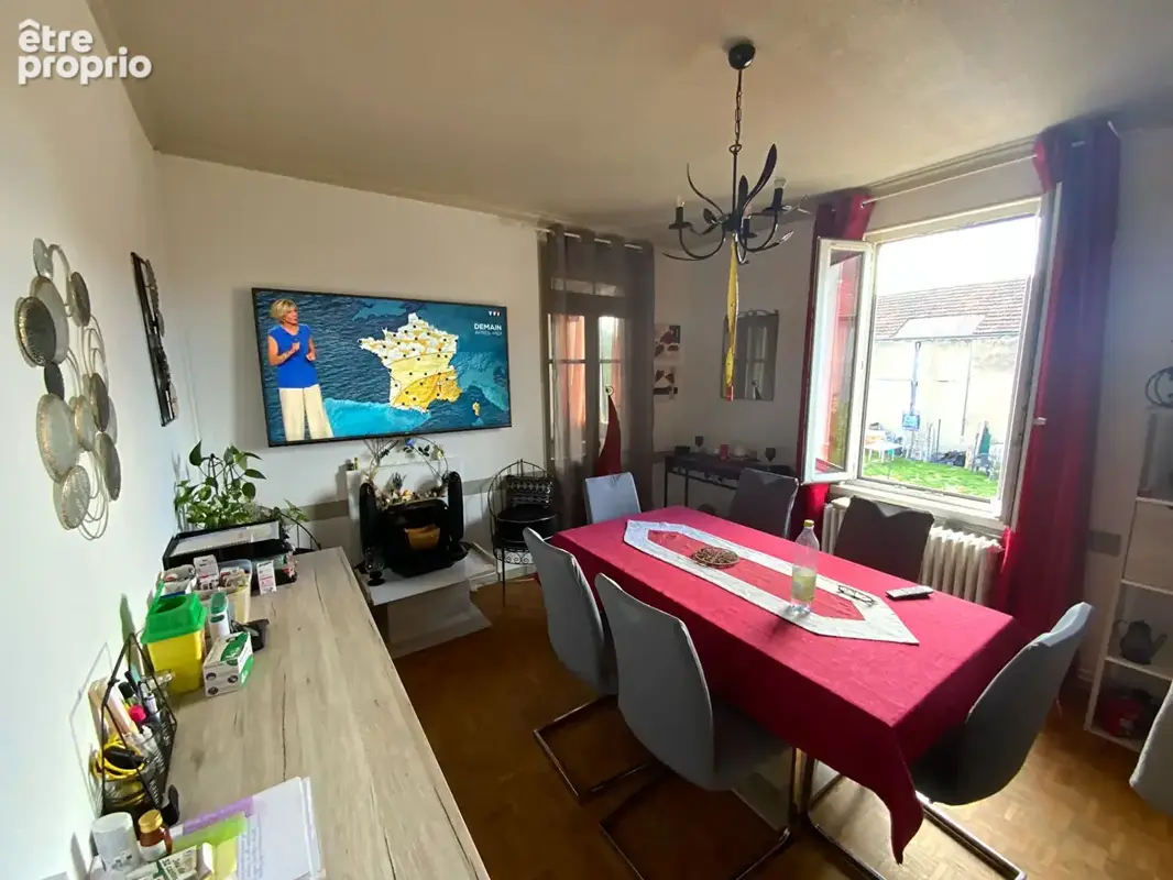 LE CREUSOT proche commodités. Immeuble comprenant deux appartements avec garage et dépendances - photo 3