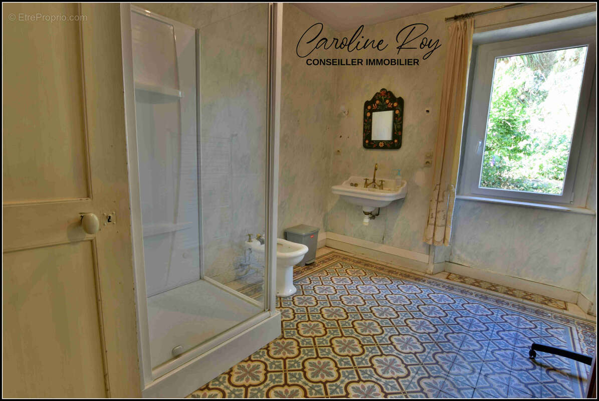 Maison à CUGAND