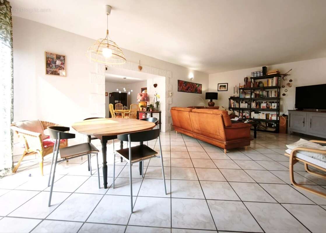 Maison 3 chambres avec piscine - cloue - photo 4